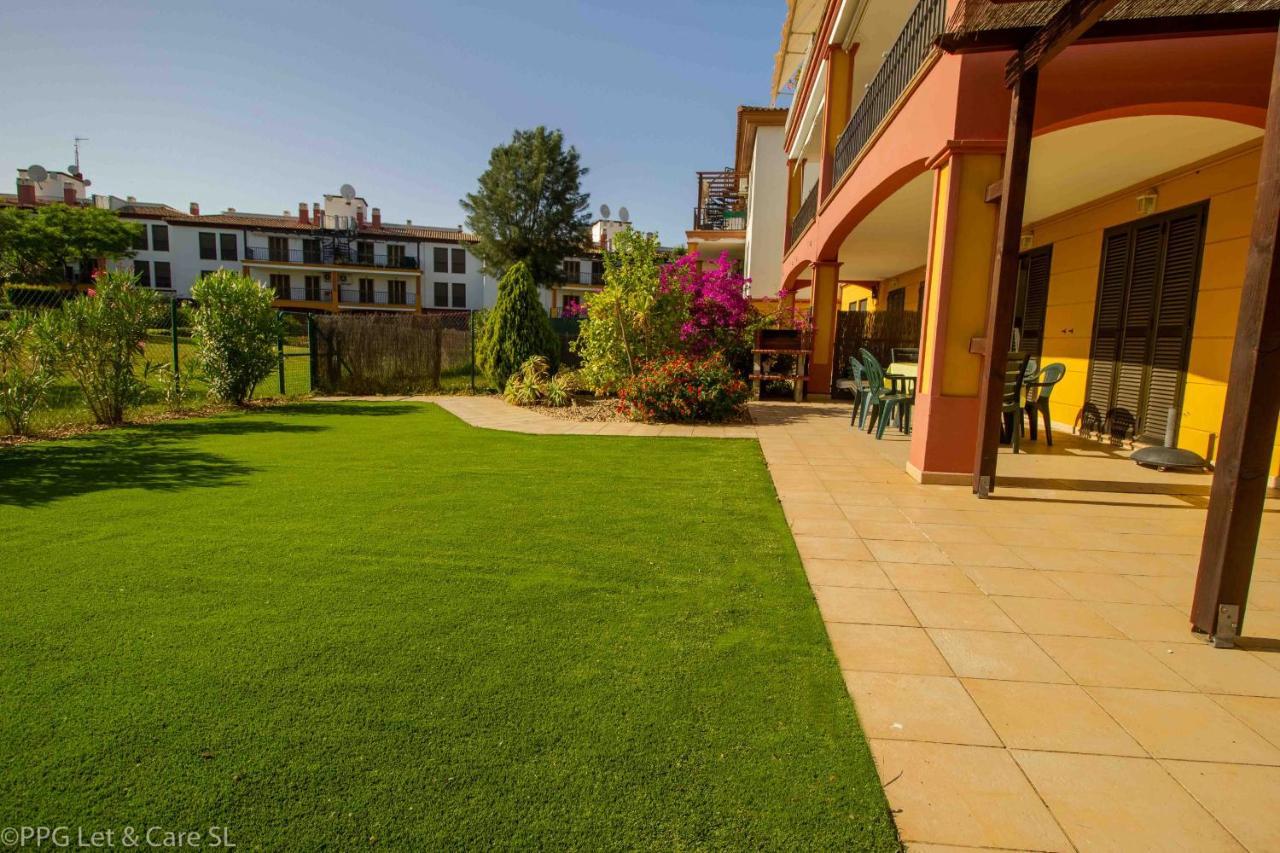 Modern Garden Apartment Aiamonte Exterior foto