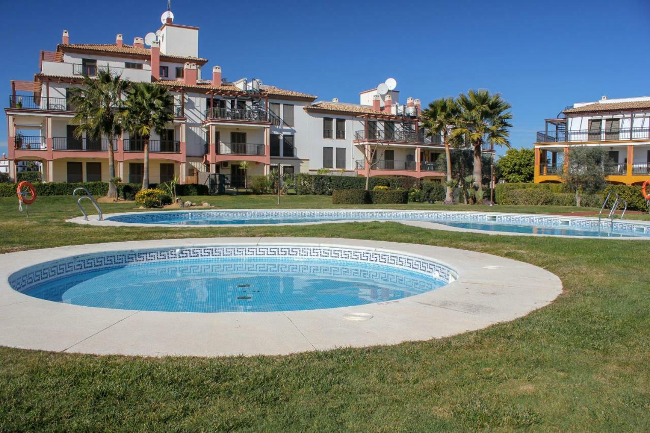 Modern Garden Apartment Aiamonte Exterior foto